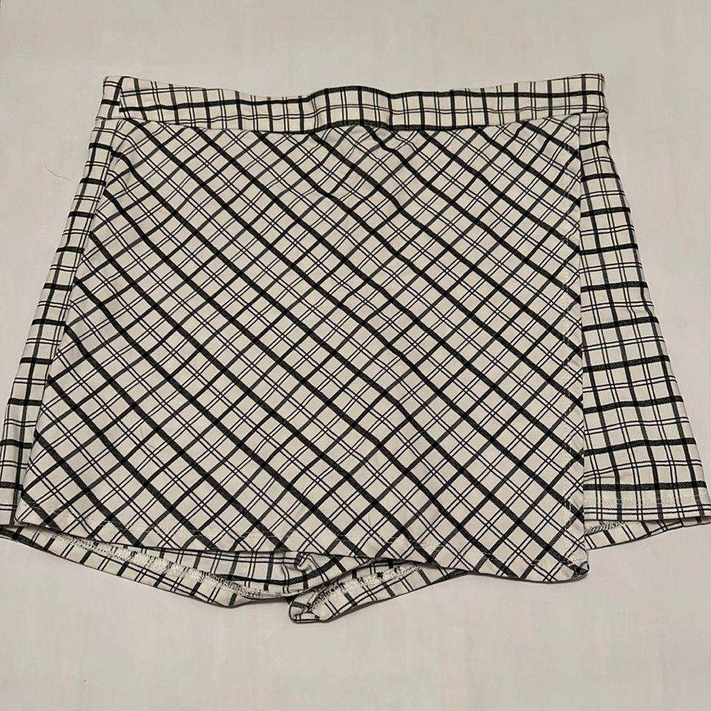 Garage plaid skort